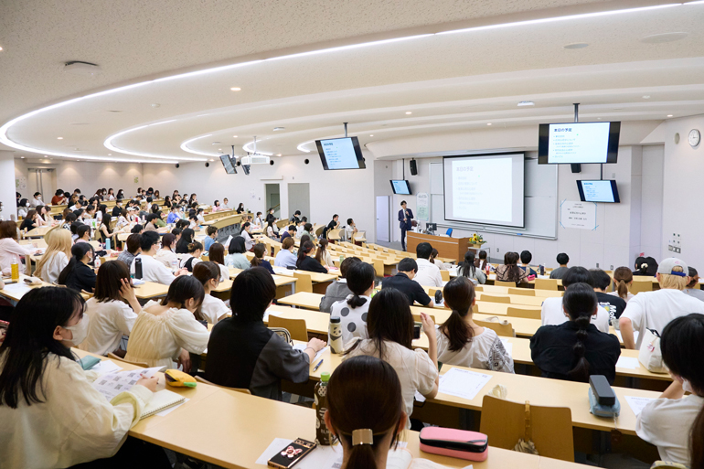 学術講演会を開催しました